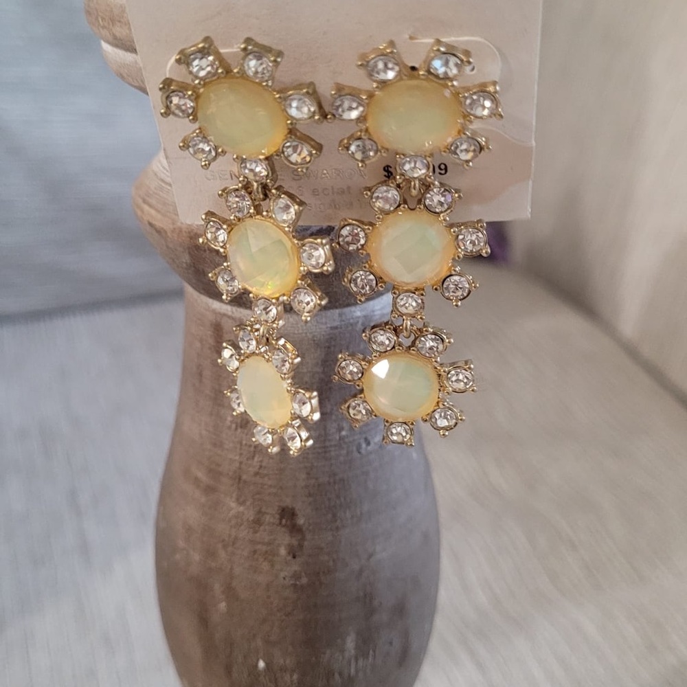 crystals Length:  Post at back Imported, - Picture 2 of 4